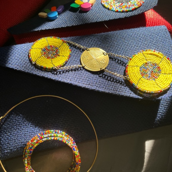 Handmade African Pieces - Picture 5 of 5